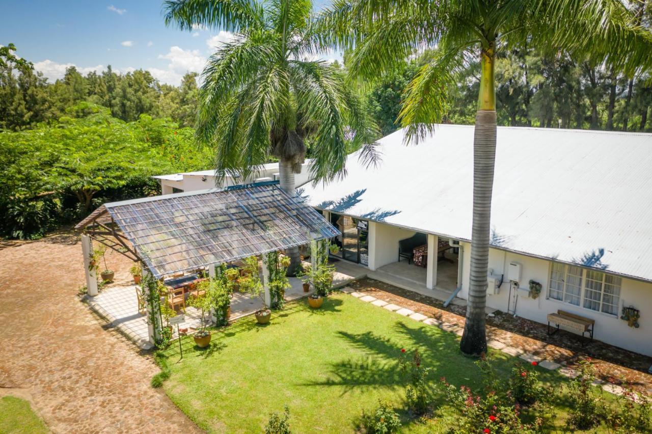 Francines Venue Pty Ltd Bed & Breakfast โฮดสปรูท ภายนอก รูปภาพ