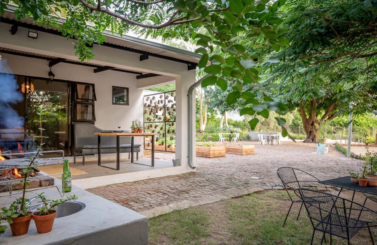 Francines Venue Pty Ltd Bed & Breakfast โฮดสปรูท ภายนอก รูปภาพ